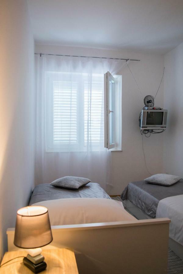 Apartment Kata Šibenik Esterno foto